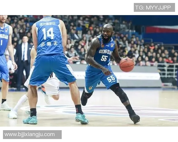 上海篮球队灵活性变革引发热议探索新战术与团队协作的未来发展