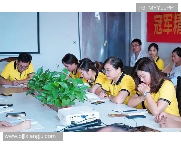 杭州篮球队的转型之路:从传统到现代的全新纪实探索 杭州篮球队的转型之路:从传统到现代的全新纪实探索