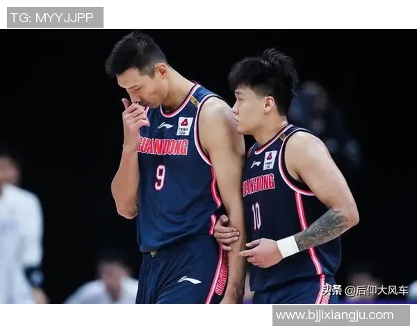 深圳足球队快攻战术解析与球队未来发展展望