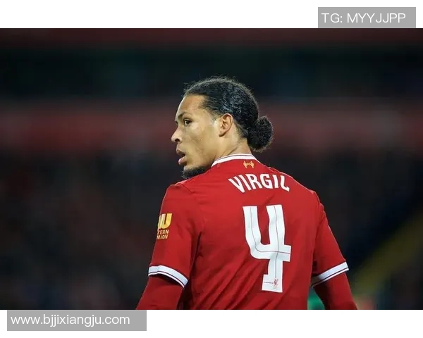 老足球明星队长全名录揭晓经典传奇球员风采回顾