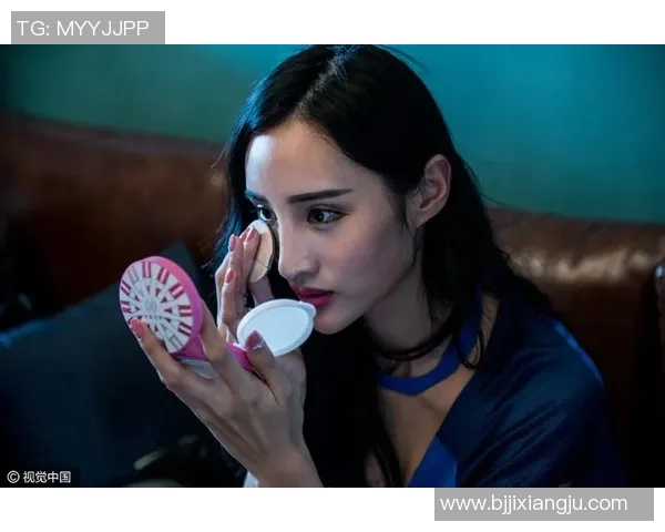 足球明星化妆变身女孩的奇妙旅程与背后的故事揭秘